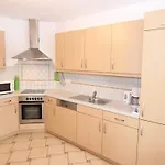 Mansion In Near Lift בית נופש גולדג