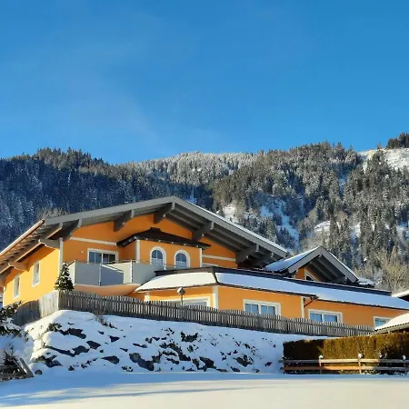 Сasa de vacaciones Luxurious Mansion In Near Skiing Area Goldegg
