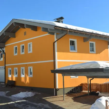 Сasa de vacaciones Luxurious Mansion In Near Skiing Area Goldegg